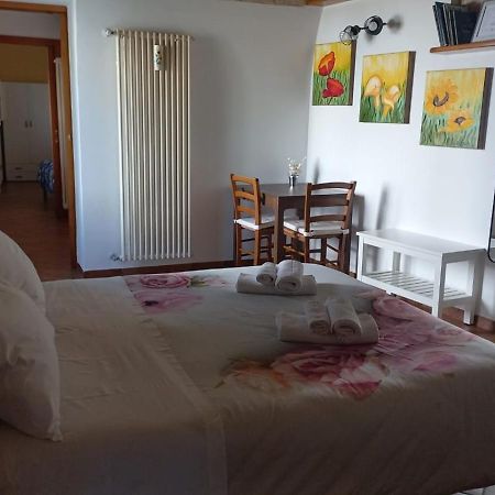 Villino Tronchetto Bianco Bed & Breakfast Mola di Bari Exterior photo