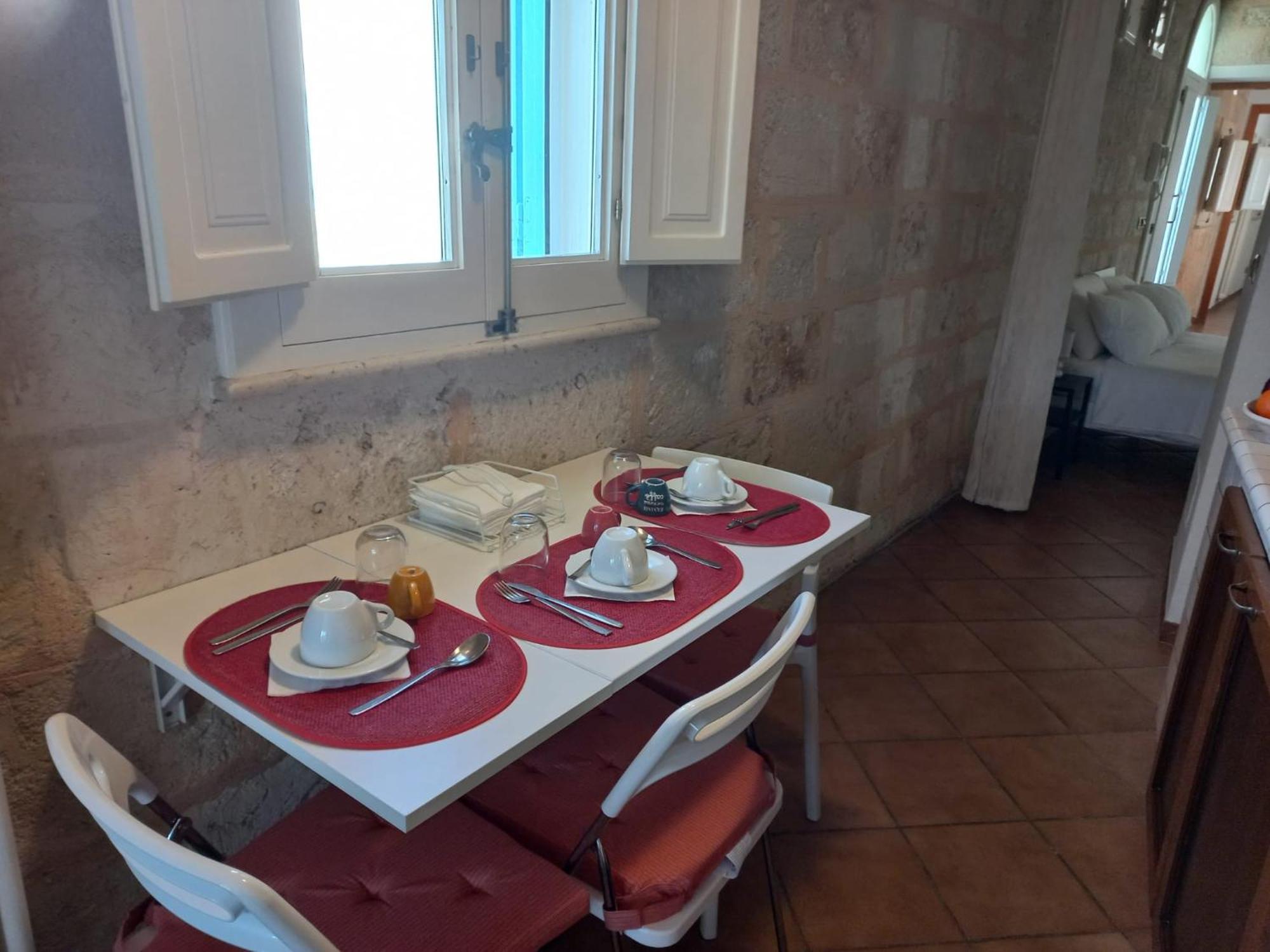 Villino Tronchetto Bianco Bed & Breakfast Mola di Bari Exterior photo